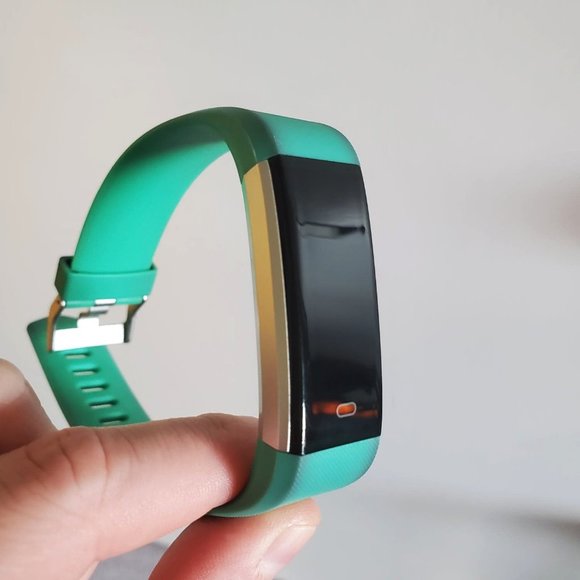 LETSCOM Fitness Tracker - Picture 2 of 4